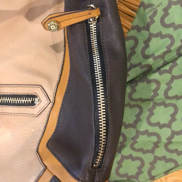 orYANY Handbag - Picture 9 of 9